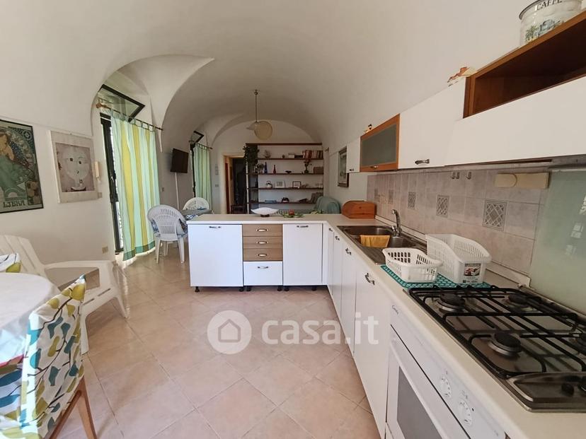 Villa in Via Catena 24 — foto 19 di 30