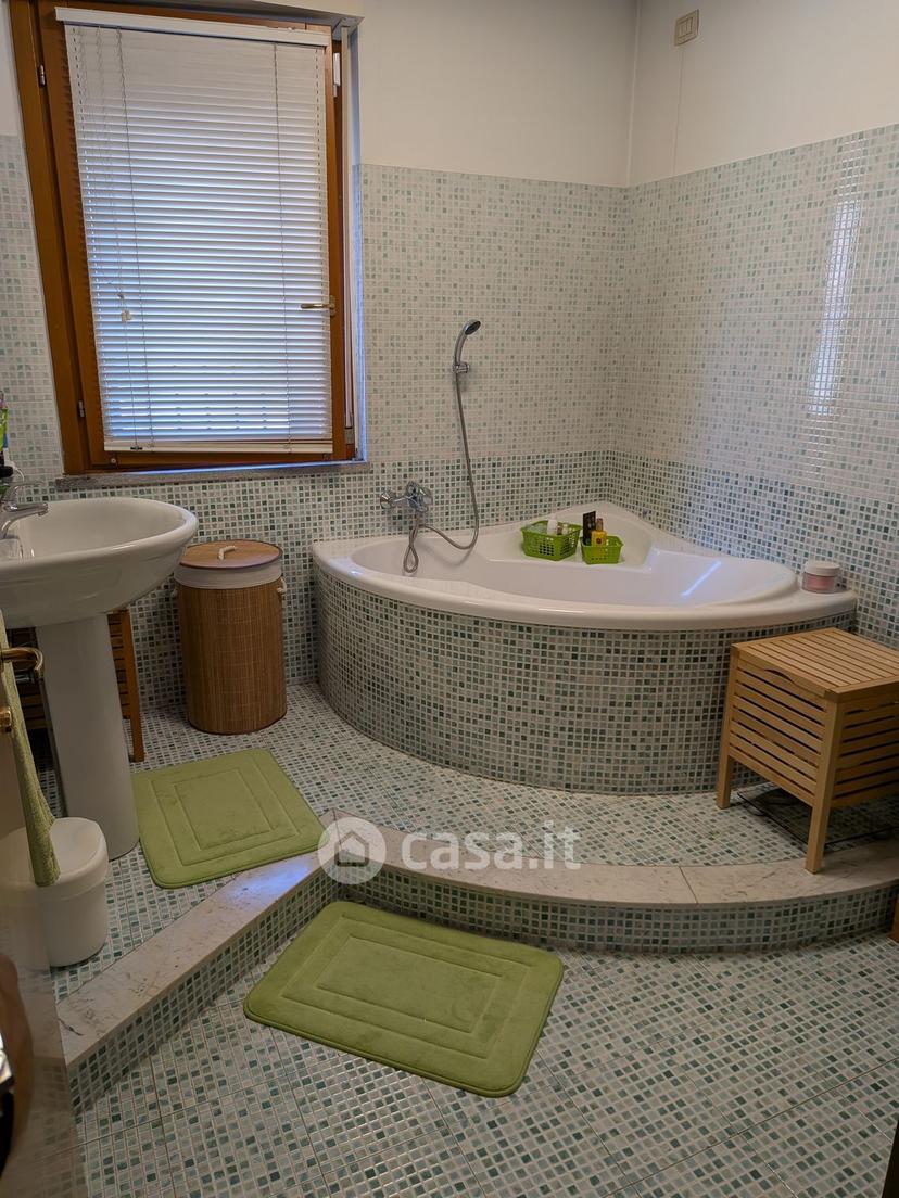Trilocale in Via G. Pascoli 11 — foto 7 di 31