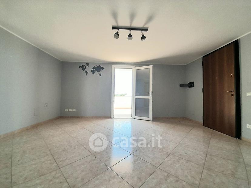 Quadrilocale in Via Palmiro Togliatti 20 — foto 11 di 47