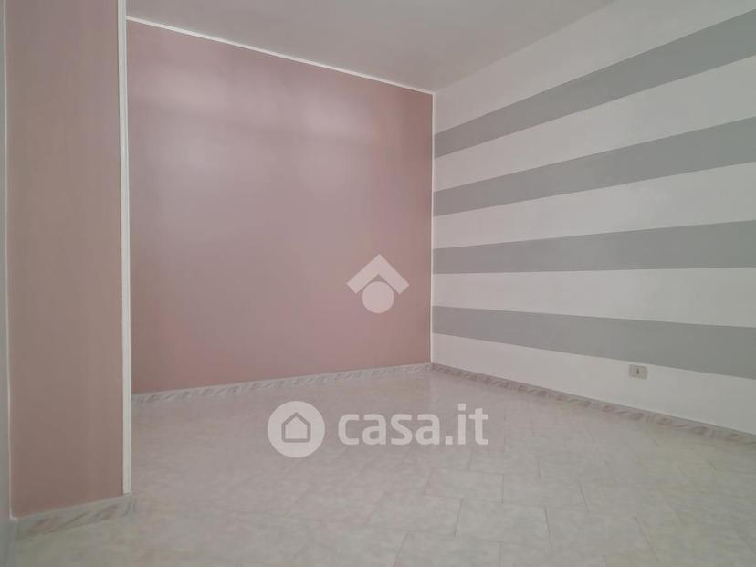 Trilocale in Via Messina 16 — foto 4 di 21
