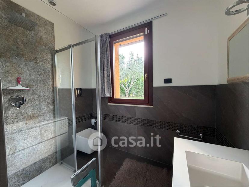 Villa in Via Madonna — foto 15 di 35