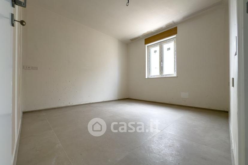 Quadrilocale in Via Caduti di Nassirya 67 — foto 2 di 40