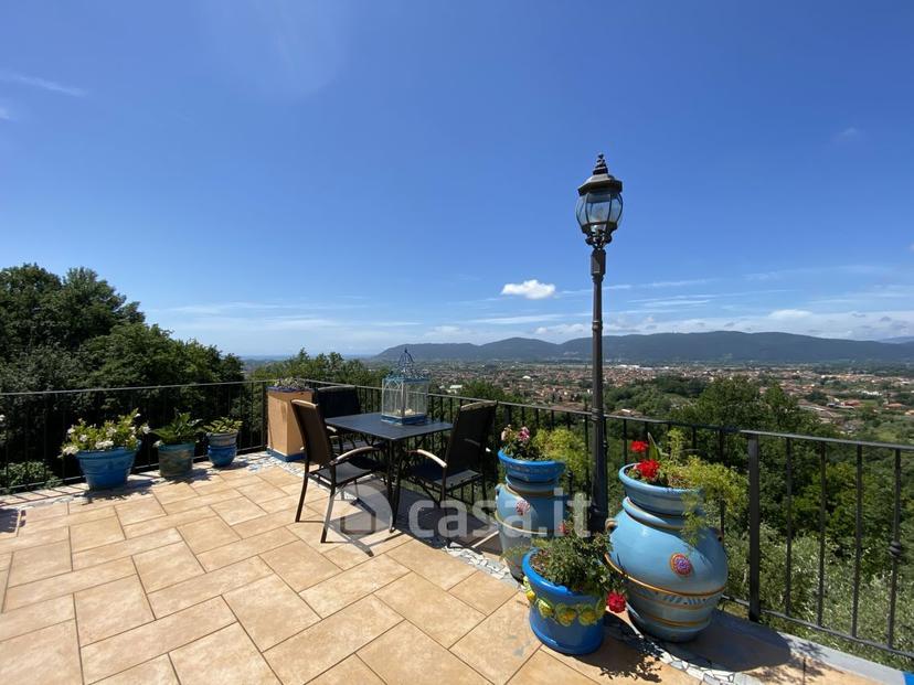Villa in Castelnuovo — foto 39 di 72