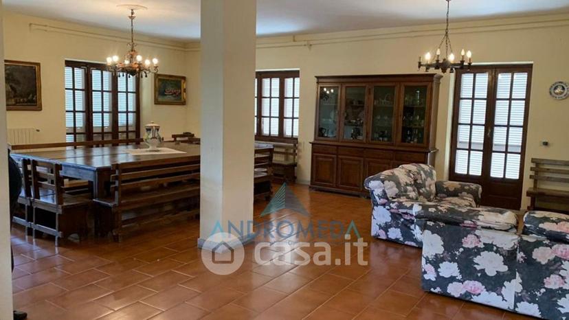 Villa in II Vico Rivoli — foto 2 di 20