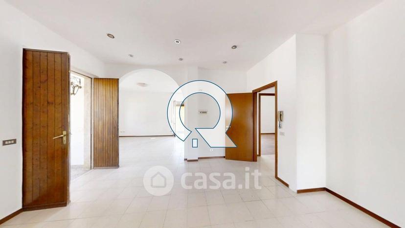 Trilocale in Via Roma 55 — foto 19 di 39