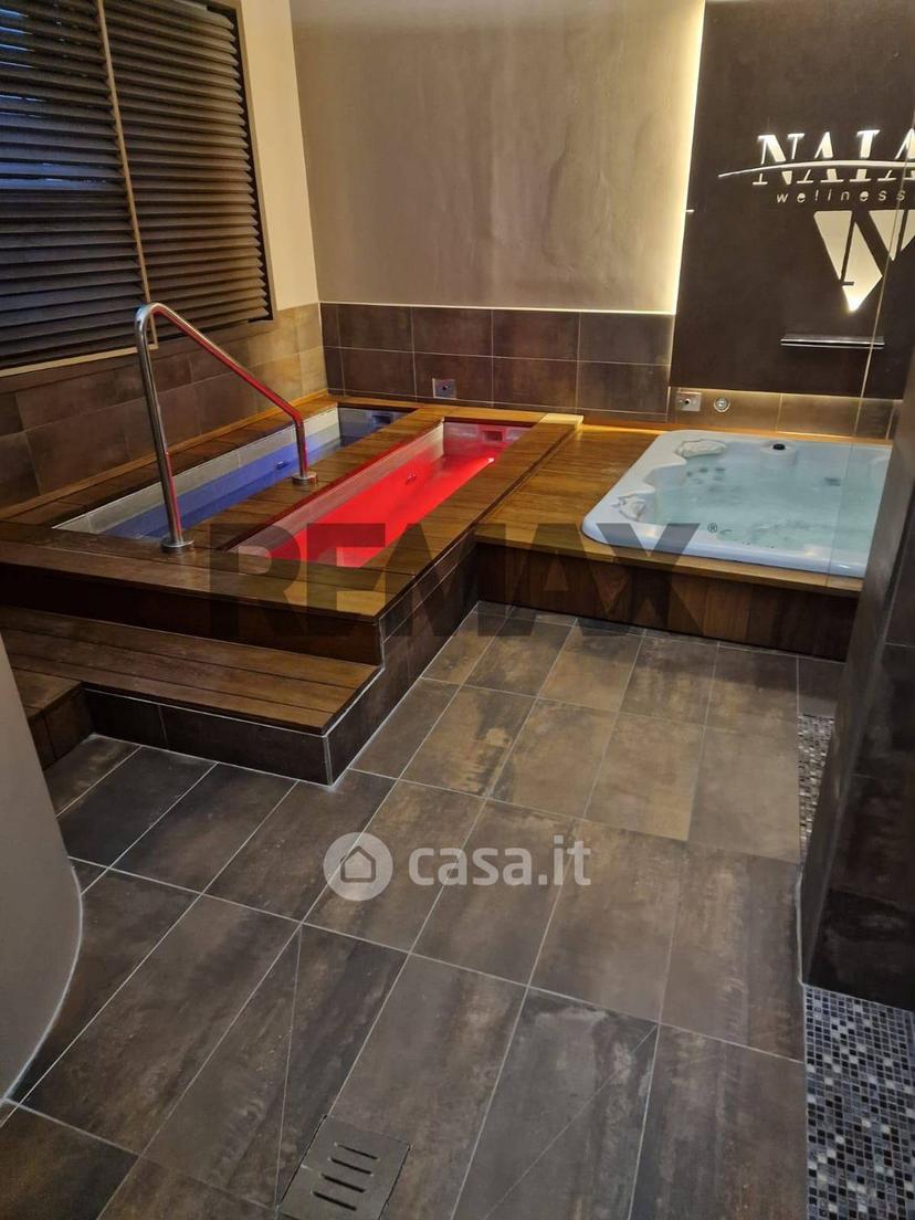 Trilocale in Via Canova — foto 9 di 39
