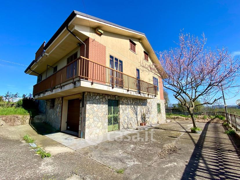 Villa in Via Bricco Broncio — foto 14 di 25