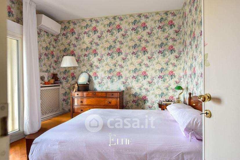 Villa in Via XX Settembre — foto 44 di 50
