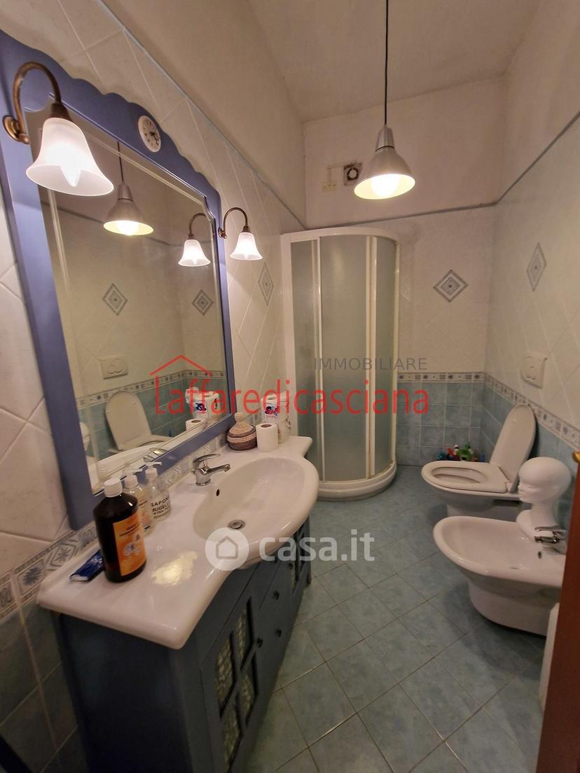Appartamento in Via Ugo Foscolo — foto 9 di 30