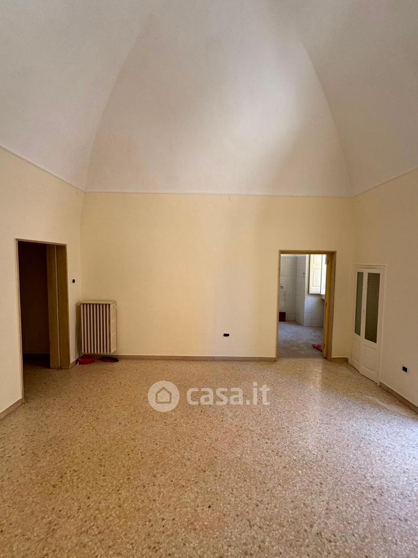 Trilocale in Via Amedeo 144 — foto 3 di 15
