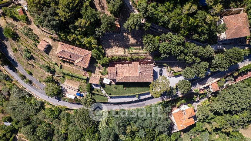 Villa in Via Giorgio Byron 52 — foto 10 di 32