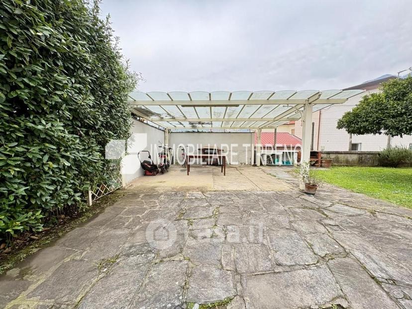 Villa in Viale Eugenio Chiesa — foto 19 di 29