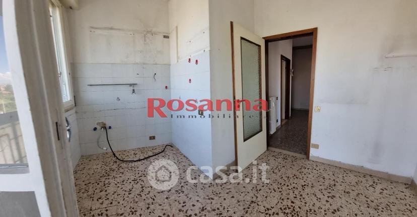Quadrilocale in Via Alfredo Ascoli 57127 — foto 6 di 46
