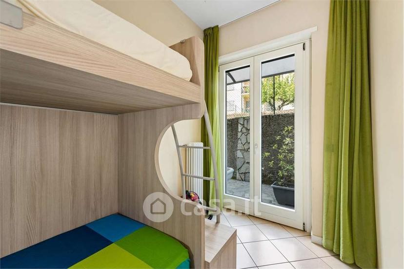 Trilocale in Via Regina 47 — foto 30 di 30