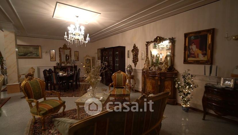 Villa in Via dei Carpini 1 — foto 32 di 51