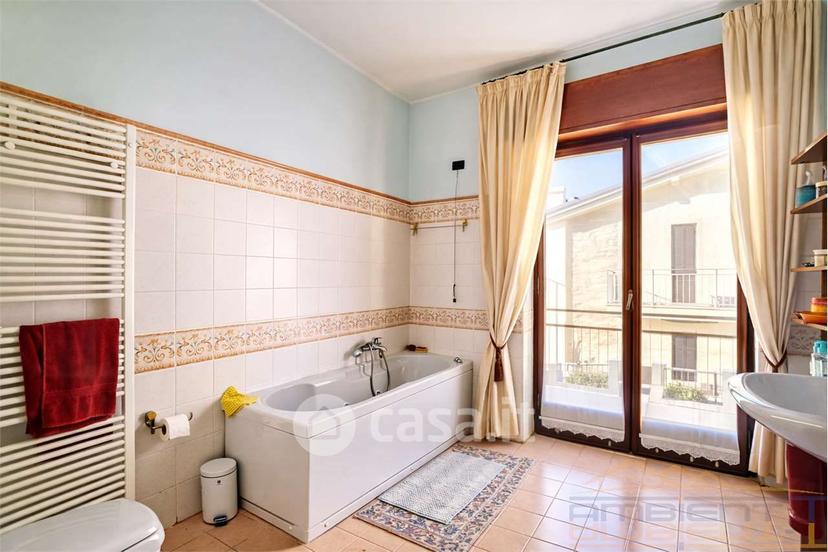 Villa in Via Edmondo de Amicis 6 — foto 12 di 51