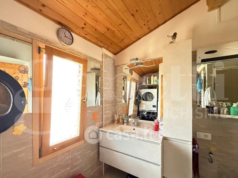 Villa in Strada Civezza — foto 16 di 35