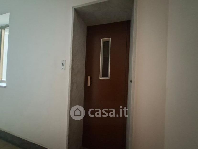 Trilocale in Via Martiri di Bellona 14 — foto 9 di 30