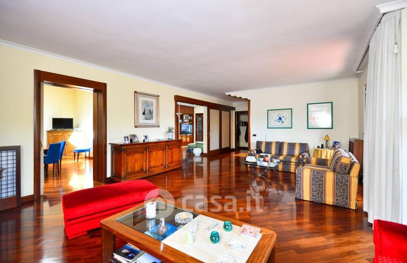 Villa in Via Prato — foto 7 di 21