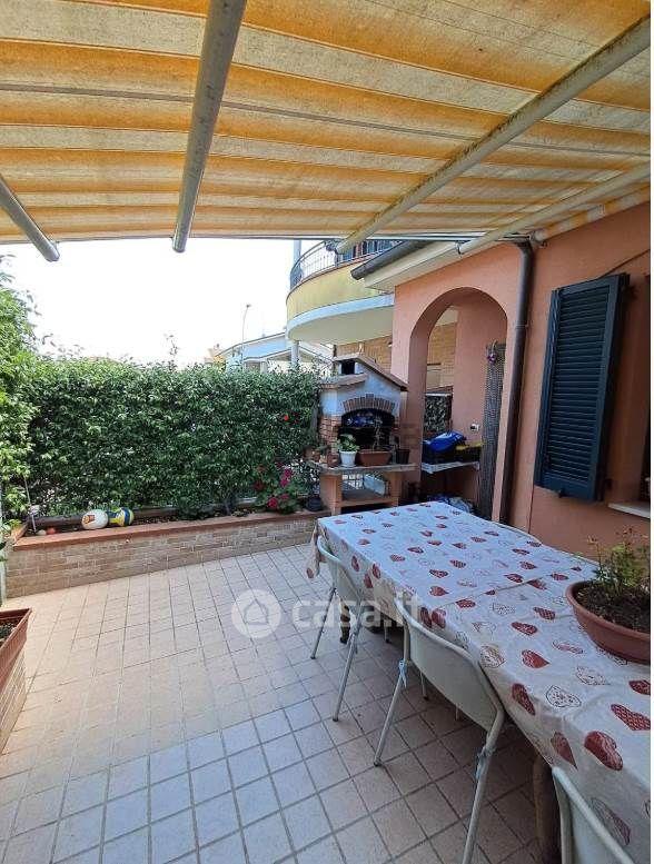 Trilocale in Via Pergolese — foto 16 di 24