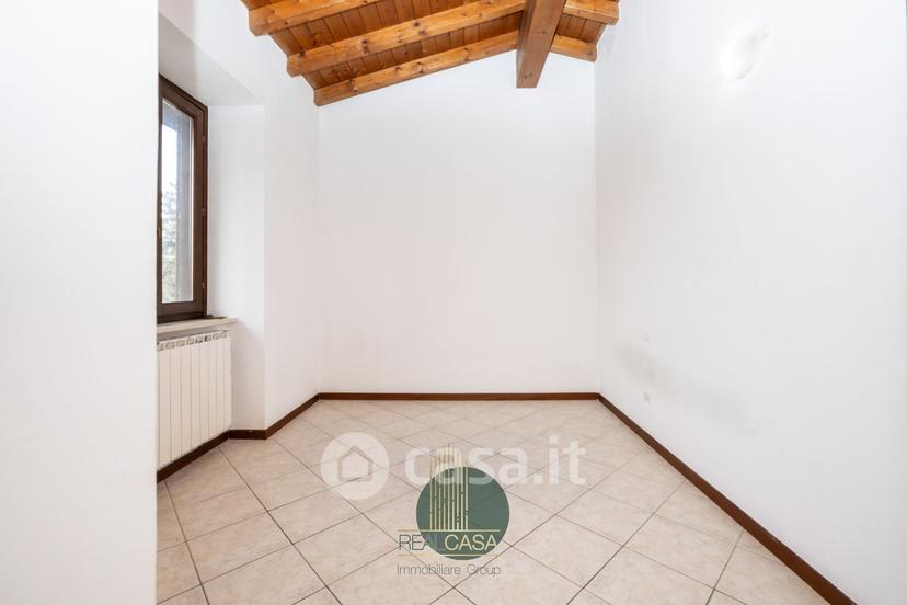 Trilocale in Via Seriola 38 — foto 28 di 31