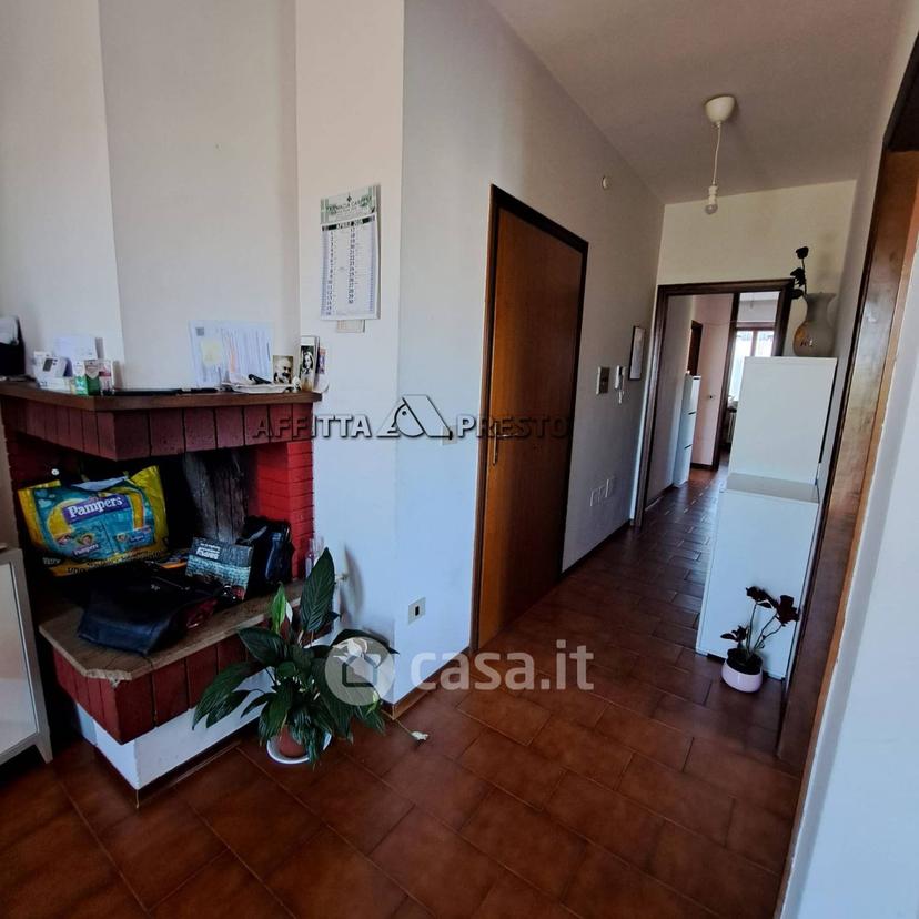 Appartamento in Via Grazia Deledda — foto 12 di 38