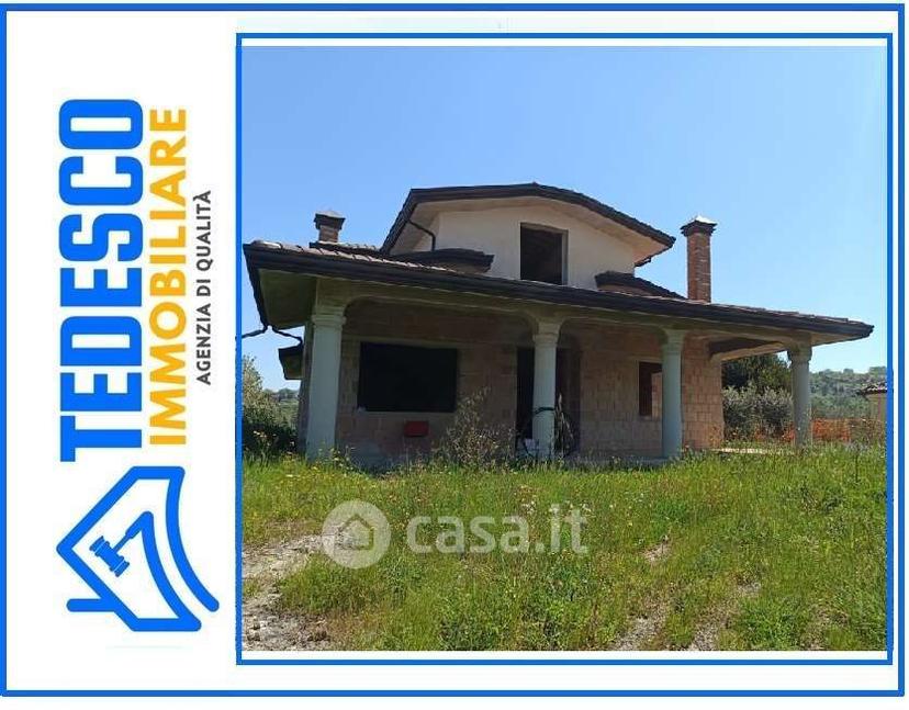 Villa in Via Torre Alfieri — foto 18 di 29