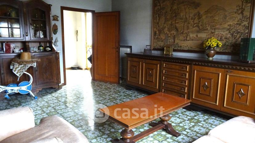 Villa in Via F. Caracciolo — foto 13 di 37