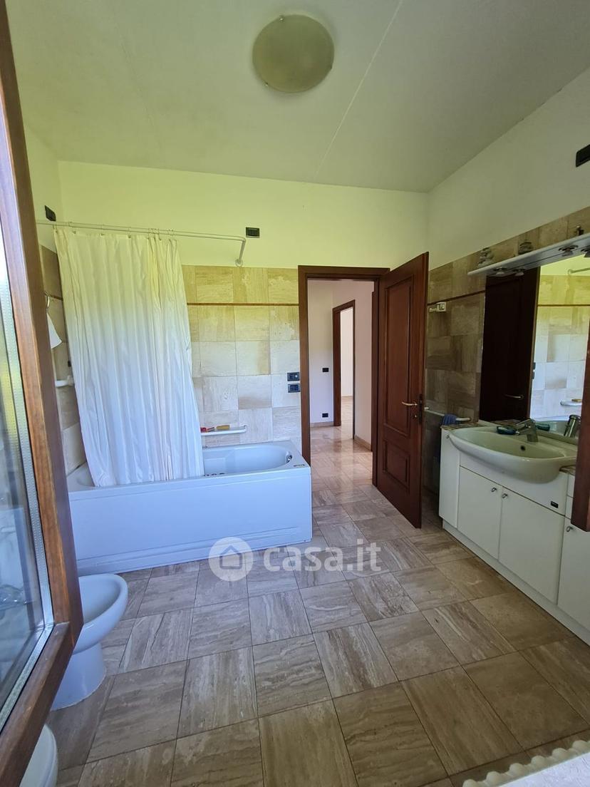 Villa in Via Rosselli 27 — foto 41 di 43