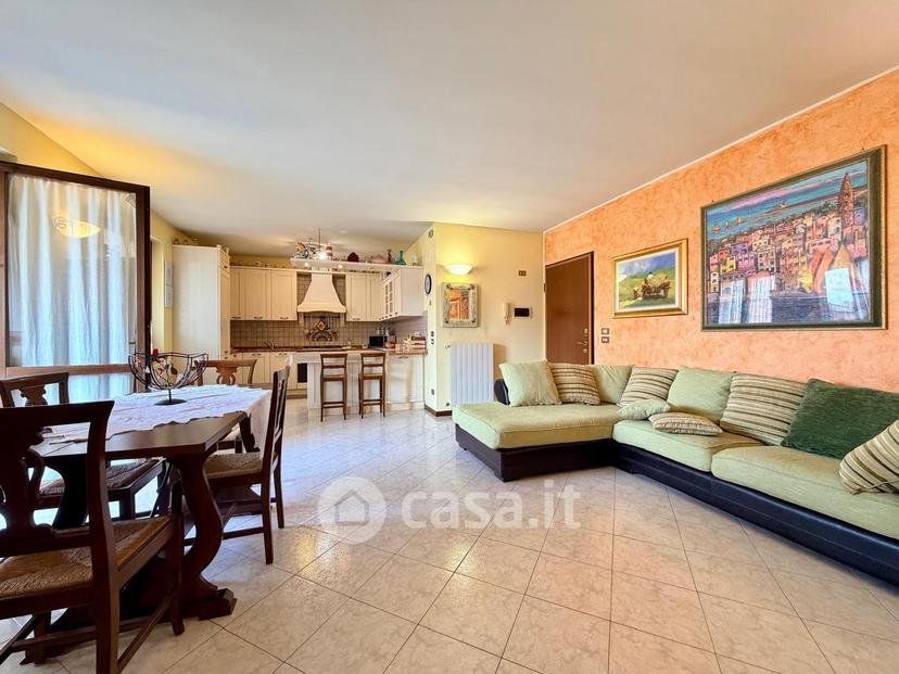 Trilocale in Via Giorgio Paglia 77 — foto 14 di 36