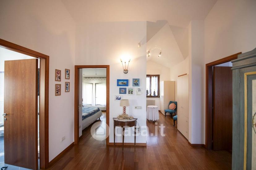 Villa in Via G. Brodolini 49 — foto 49 di 52
