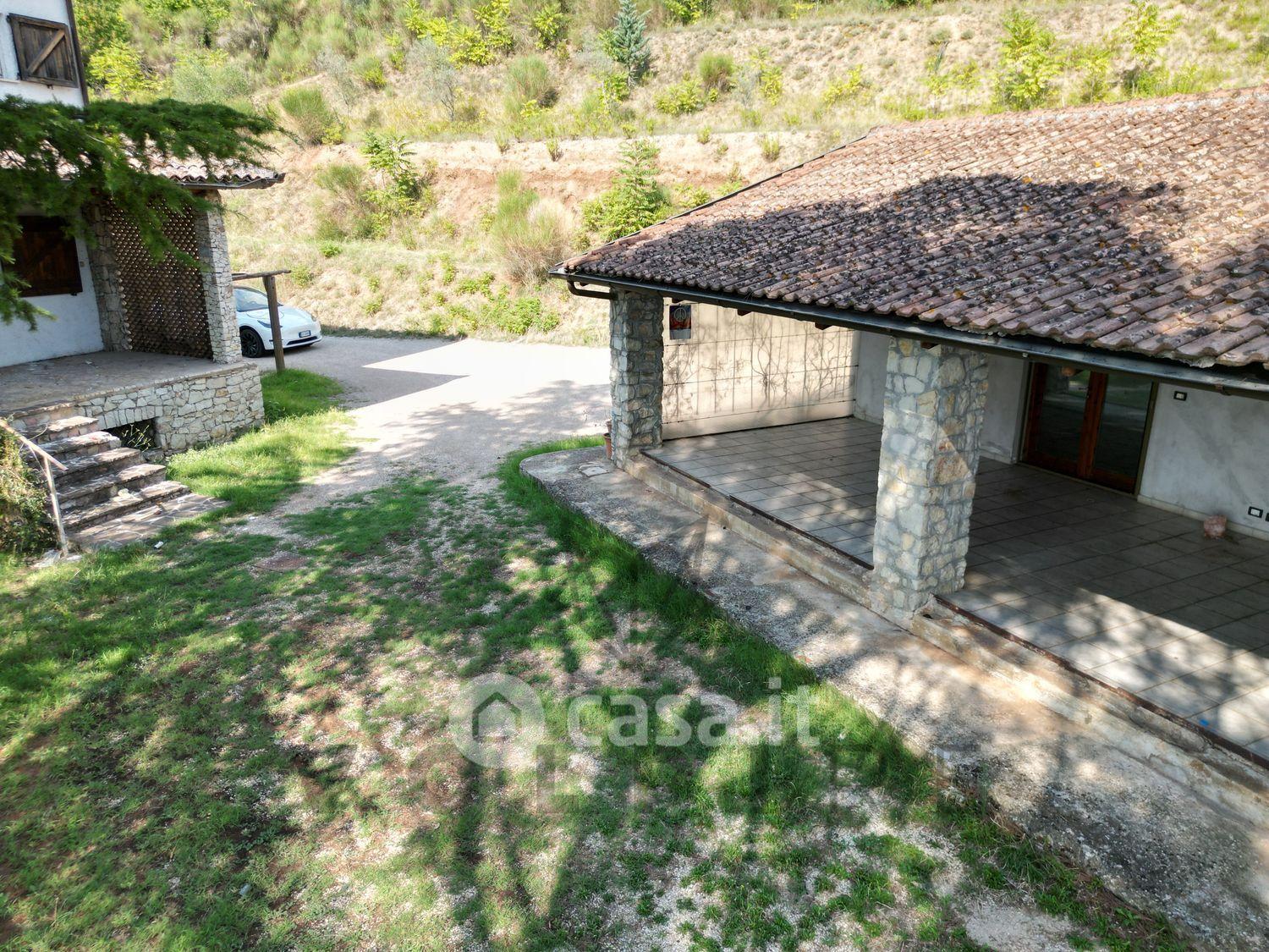 Villa in Via degli Ulivi