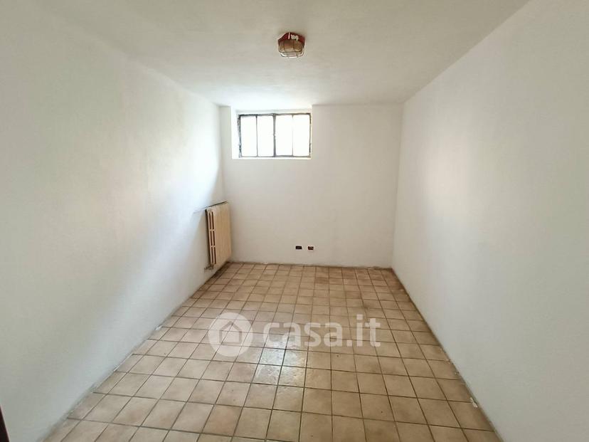 Quadrilocale in Via Cesare Battisti 18 — foto 32 di 37