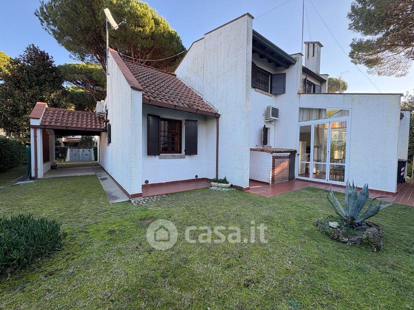 Villa in Viale Leoncavallo 123 — foto 24 di 53