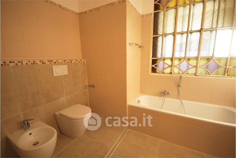 Trilocale in Via Fratelli Rosselli — foto 2 di 71