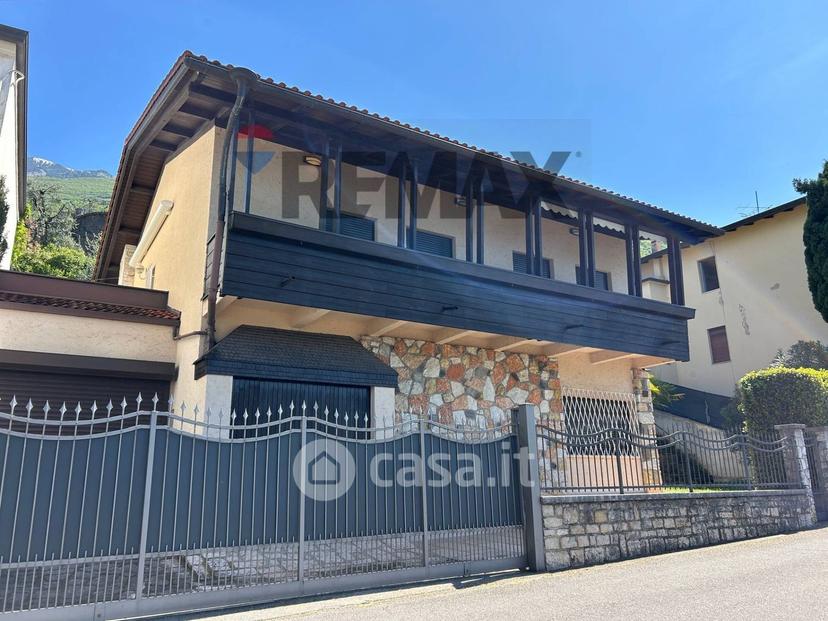 Villa in Via Lavesino — foto 35 di 45