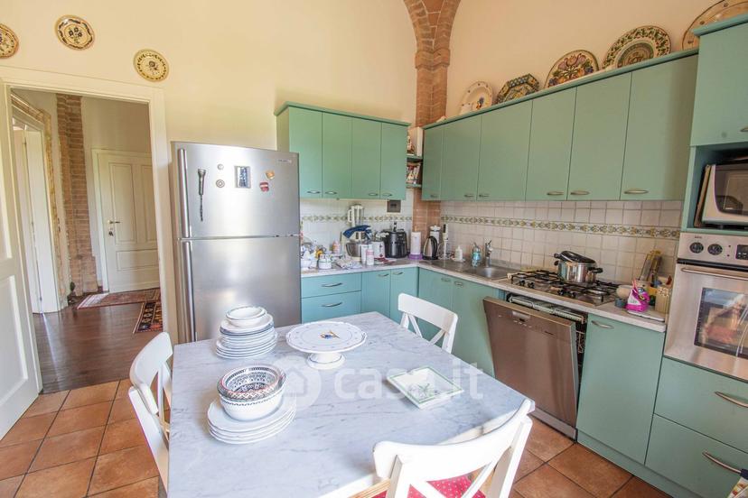 Appartamento in Strada di Busseto 20 — foto 32 di 74