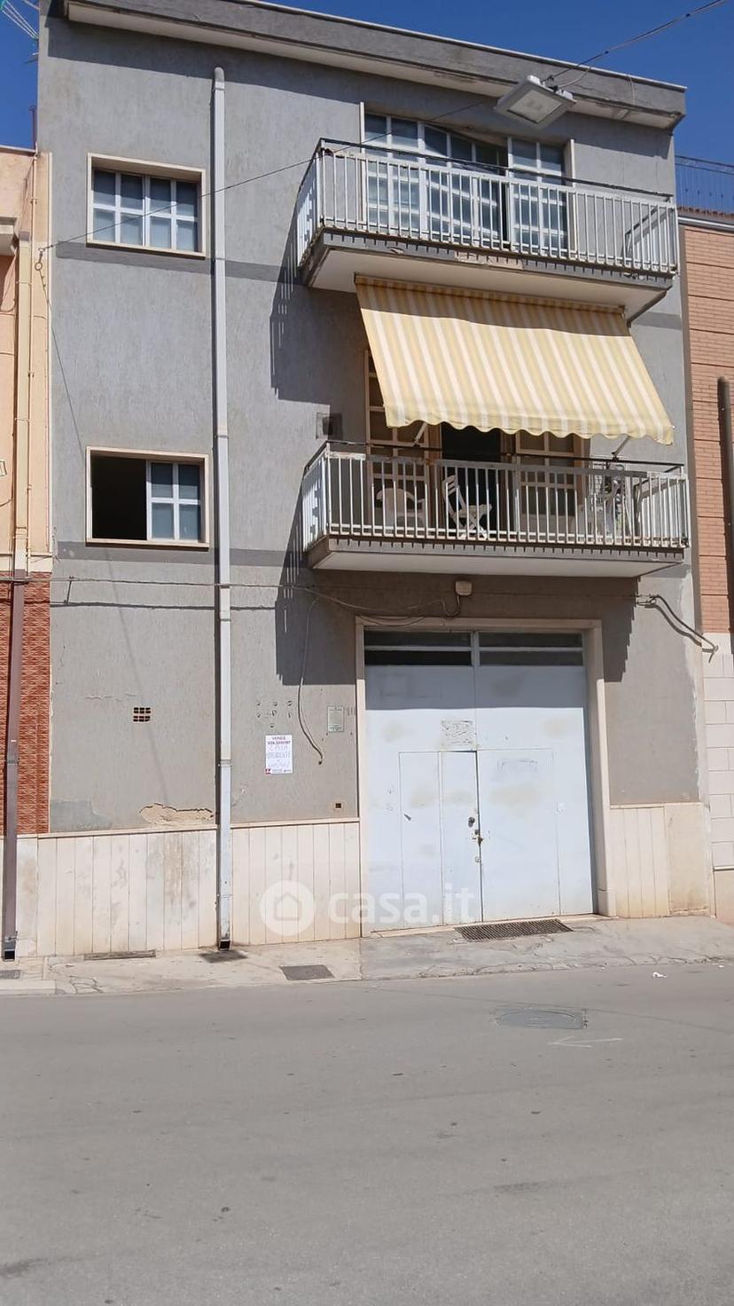 Appartamento in Via Pozzo Salso 17