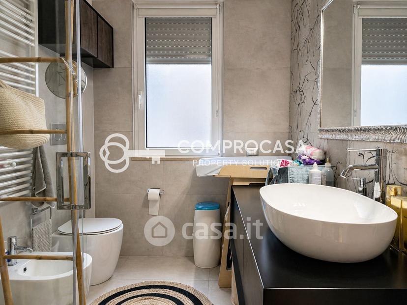 Quadrilocale in Via Presbitero Pantaleone 30 — foto 34 di 38