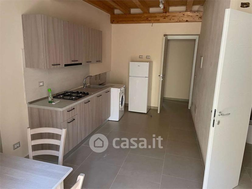 Bilocale in Via Santa Teresa — foto 3 di 8