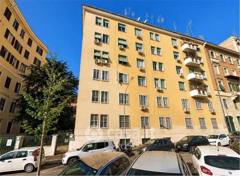 Quadrilocale in Via Savona 10