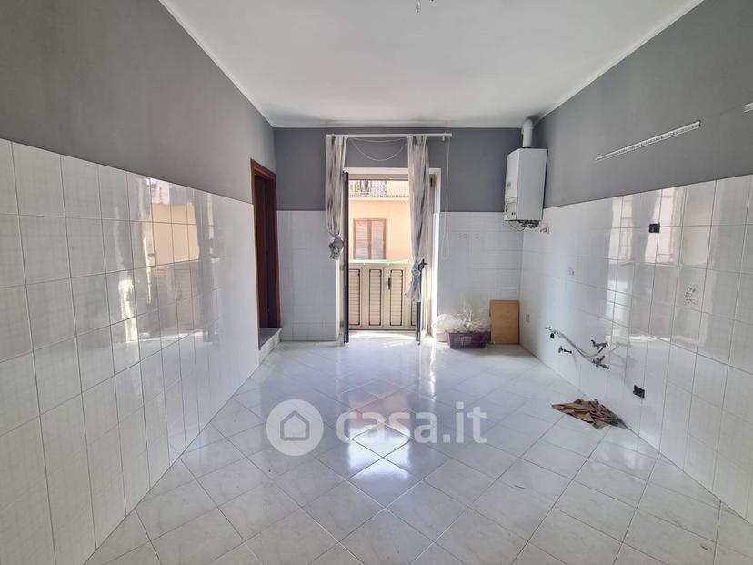 Trilocale in Via Cosimo Petrillo 132 — foto 10 di 30