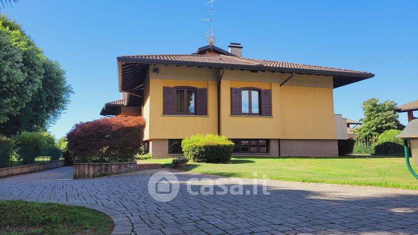 Villa in Via Fratelli Bandiera — foto 40 di 84