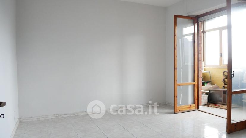 Trilocale in Via Taverna Campanile 70 — foto 35 di 38