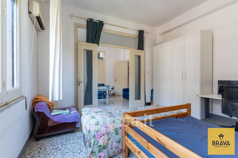 Appartamento in Via Nicolò Garzilli 41 — foto 3 di 42