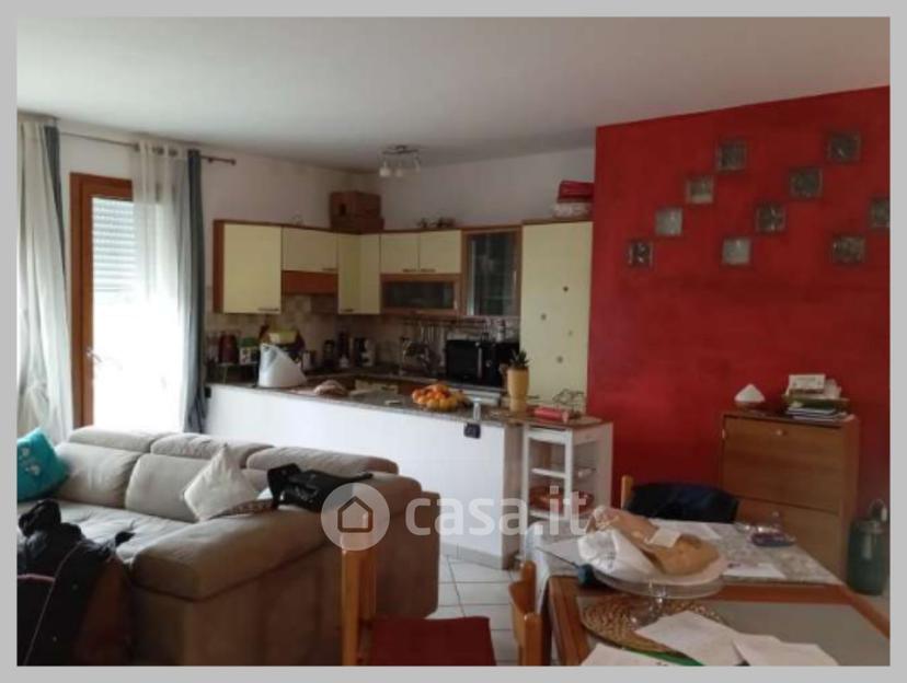 Quadrilocale in Viale del Lavoro — foto 6 di 32
