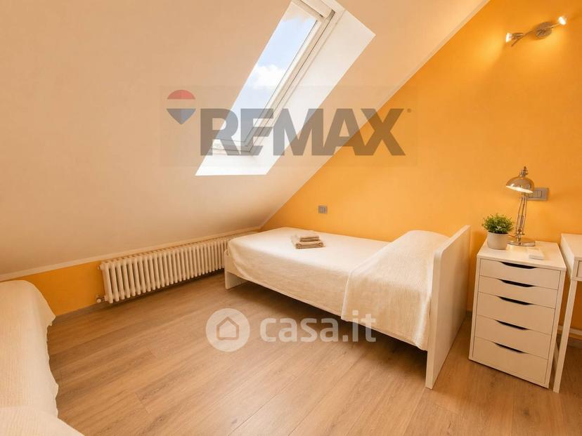 Trilocale in Via Fratelli Scavini 500 — foto 19 di 23
