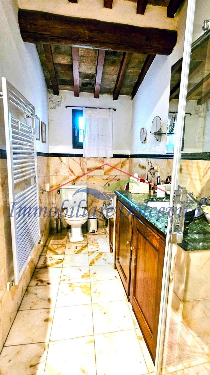 Villa in Via del Renaio 5