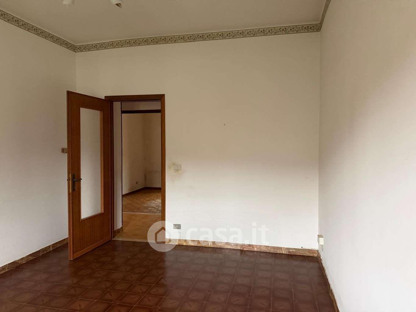 Trilocale in Via B. Sella 260