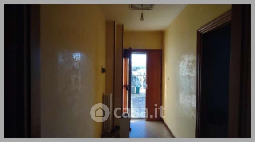 Villa in Via Giovanni XXIII — foto 9 di 32